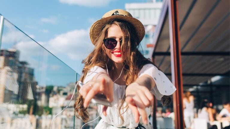 Vodič kroz viralne beauty trendove: Što se krije iza novih ‘it’ proizvoda i pojmova?